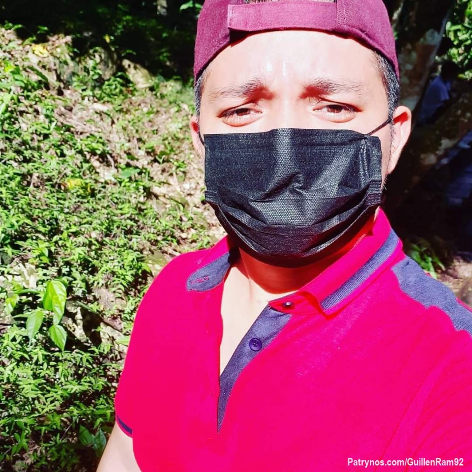 Próxima foto muestro uno culo rico y sabroso ie me comere rikisino 🍑💦🍆