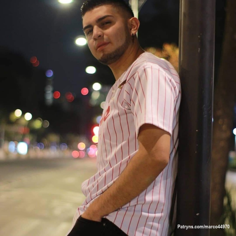 Contenido personalizado
Fotos y vídeos 
Encuentros y más